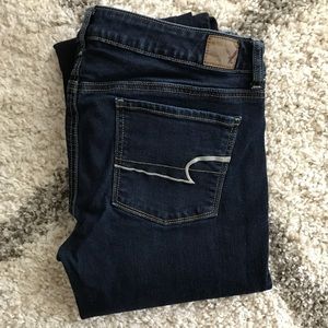 AE 12L Dark Wash Skinny Jeans